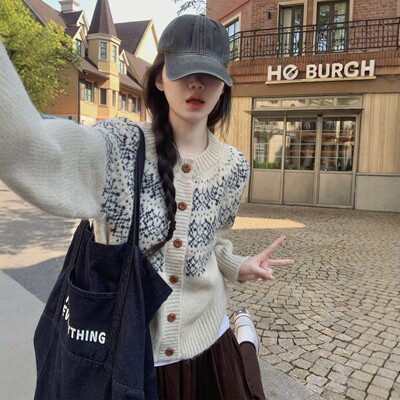 学院风费尔岛提花开衫女