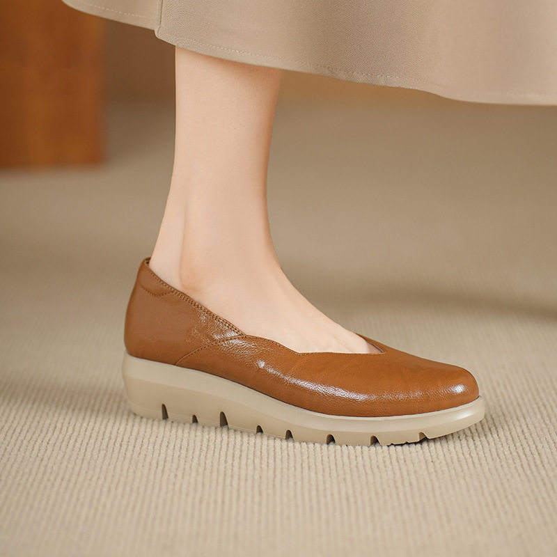 4.5cm浅口厚底小皮鞋女真皮松糕乐福鞋2025新款秋季百搭懒人单鞋,户外/登山/野营/旅行用品,登山鞋/徒步鞋,淘宝优惠券,粉丝福利购,淘宝优惠卷