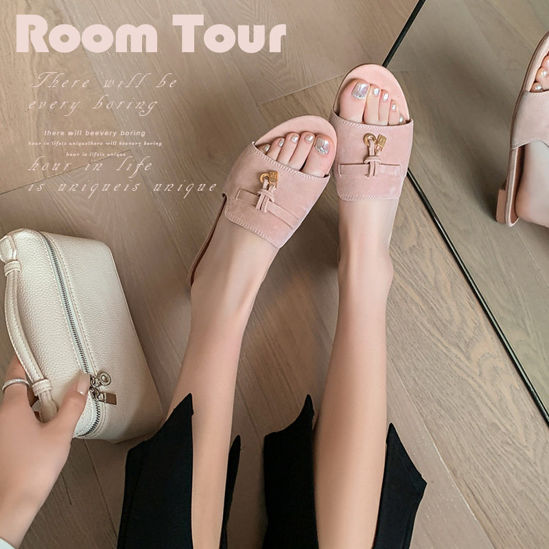 两种跟高真皮羊反绒粗跟中跟露趾吊坠凉拖鞋外穿女夏季一脚蹬凉鞋