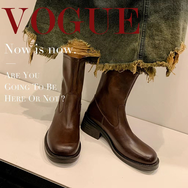 新款秋季圆头粗跟头层牛皮短靴后拉链中跟时装靴大码女靴马丁靴潮