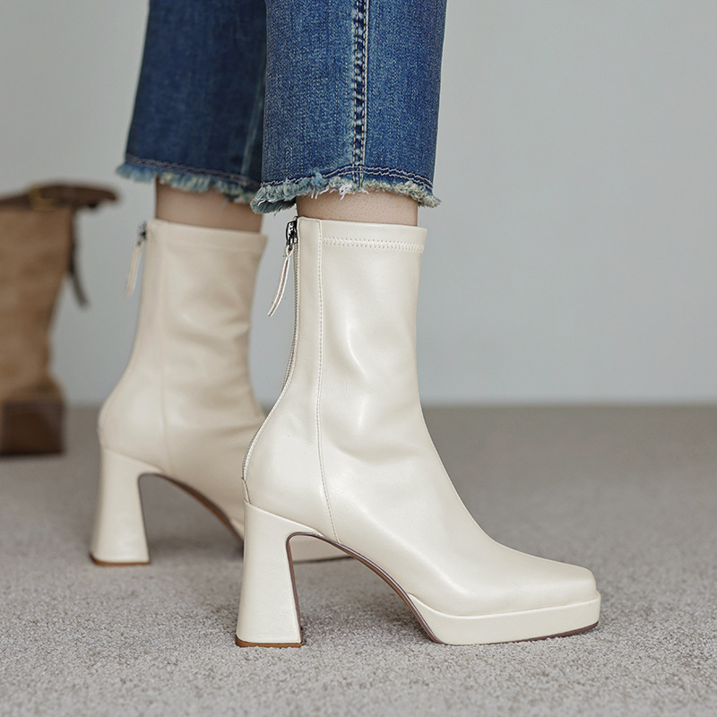 女士高品质感时尚2025年新款气质方头粗跟超高跟短筒短靴子时装靴