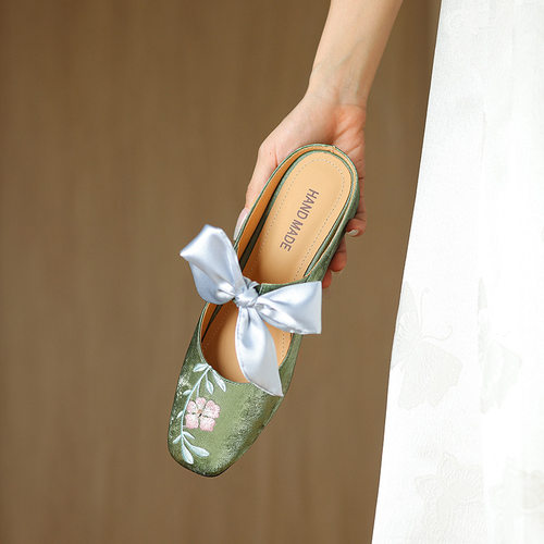 蝴蝶结丝绸牛皮印花包头拖鞋2024新款内增高百搭方头单鞋夏季外穿