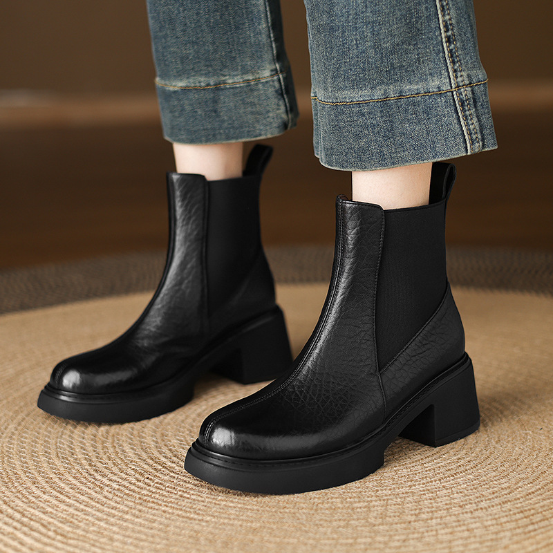 手工靴子~6cm中跟复古圆头百搭瘦瘦靴女秋冬季新款防水台粗跟短靴