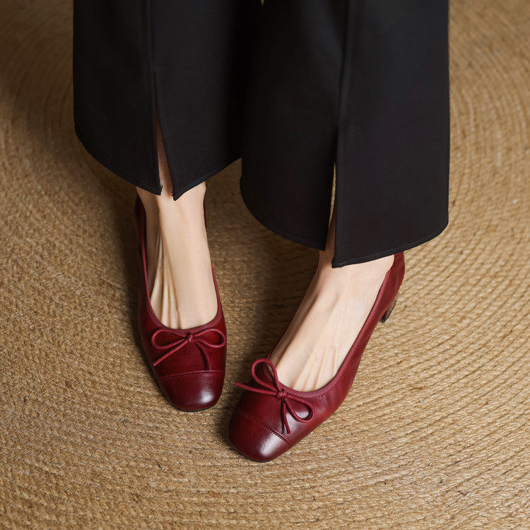 头层牛皮！复古红色小皮鞋女2025新款方头粗跟单鞋真皮奶奶鞋软皮,户外/登山/野营/旅行用品,登山鞋/徒步鞋,淘宝优惠券,粉丝福利购,淘宝优惠卷