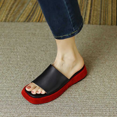 2024新款真皮巨软外穿厚底松糕拖鞋女夏季软皮时尚舒适简约一字拖