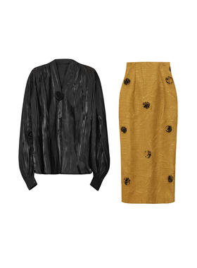 法式名媛整套小众设计感衬衫黑色上衣配套花朵半身裙两件套装女秋