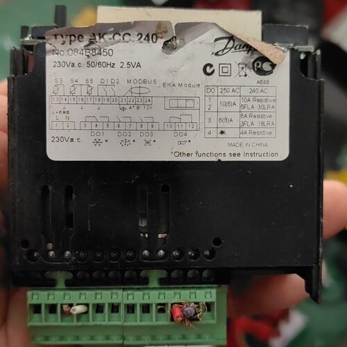 议价AK-CC240 丹佛斯控制器货号：084B8450下来可维修