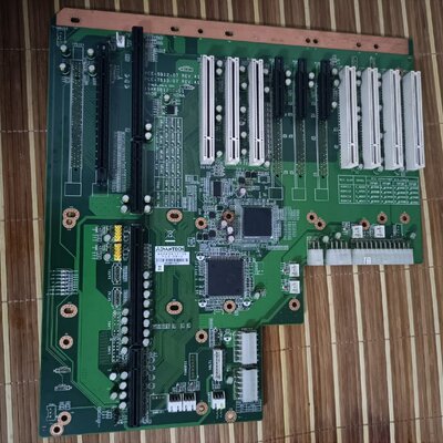 议价研华ADHNTECH工控底板PCE-5B12，实物图，正常使可维修