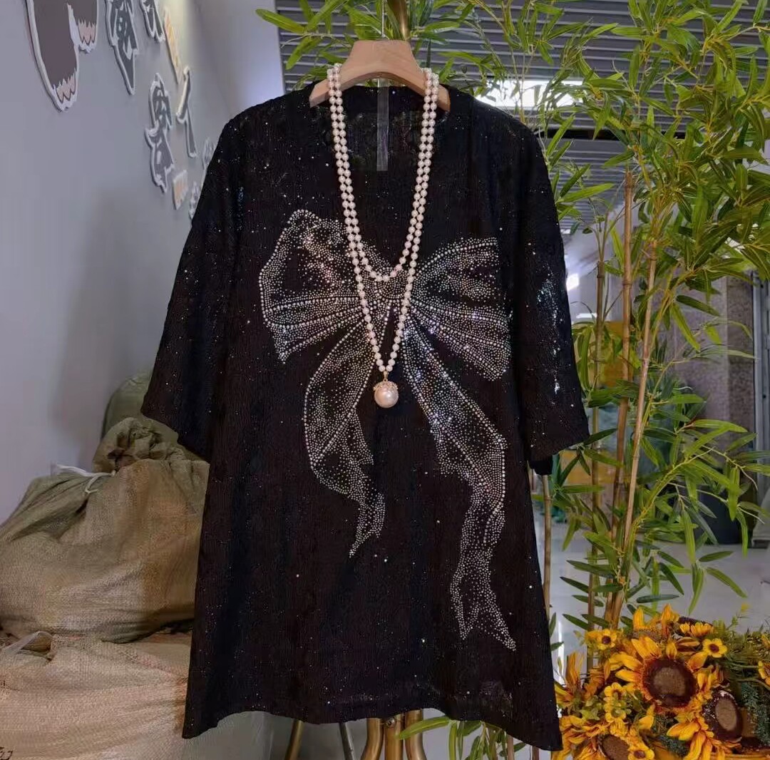 26夏季韩版镂空透视蝴蝶烫钻黑色气质短袖时尚中长款T恤蕾丝大衫