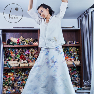 改良汉服定制 花木深手工苏绣高奢连衣裙刺绣中式 上海时装 周走秀款