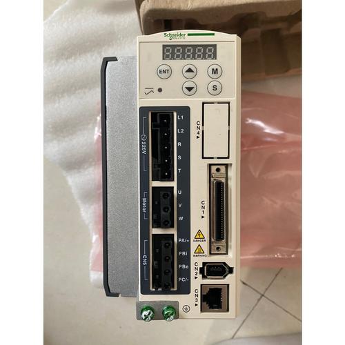 Schneider Servo Drive Lxm23du10m3x Brand New And Unpackaged