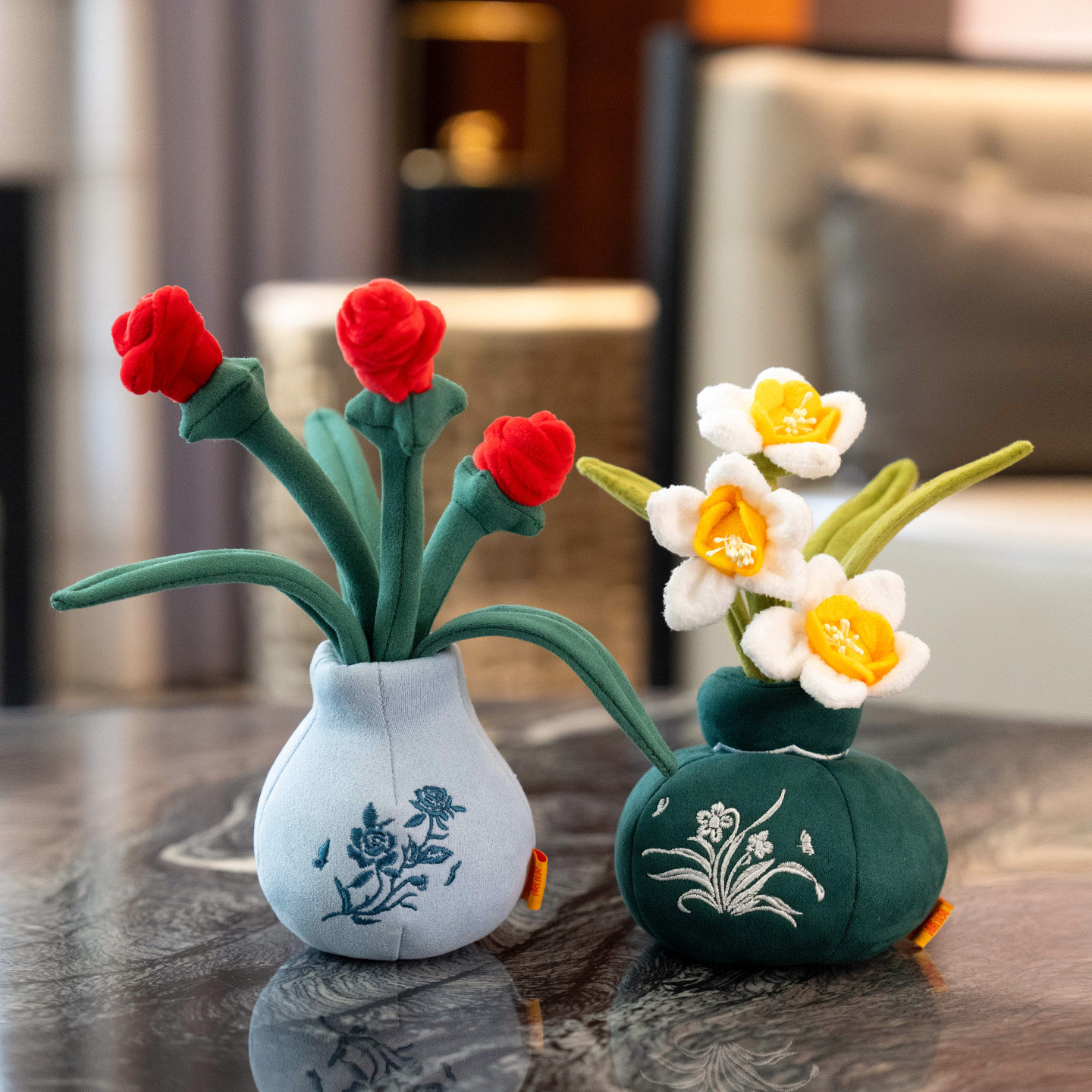 可爱仿真植物鲜花盆栽新年喜庆毛绒家居摆件办公室客厅装饰用品