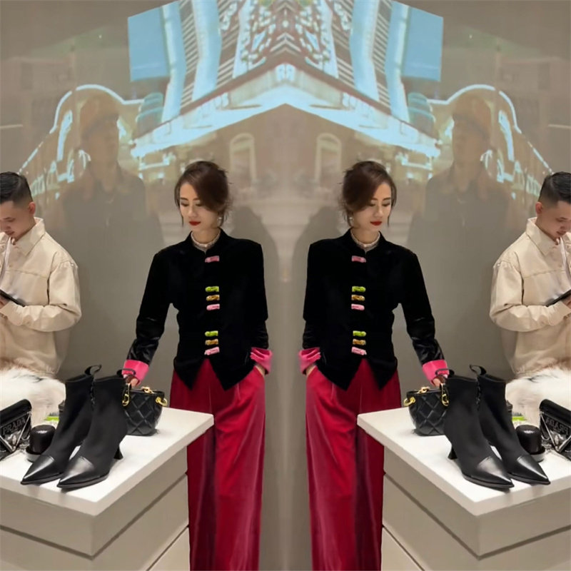 抖音爆款网红同款2022年冬季新款气质彩色盘扣丝绒打底衫+阔腿裤