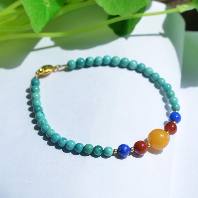 몇 줄의 청록색 청록색 팔찌 작은 입자 복고풍 이국적인 여성 모델 4.2MM와 천연 크리스탈 원시 광석 높은 도자기