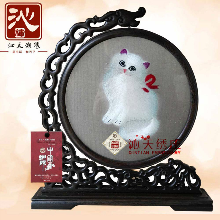 沁天湘绣厂家直销精品双面绣手工刺绣家居摆台波斯猫湖南特色礼品