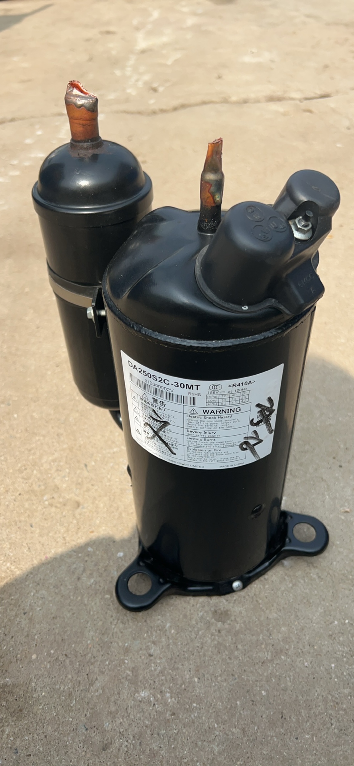 3匹美芝变频空调压缩机DA250S2C一30MT（186V R410A）原装拆机