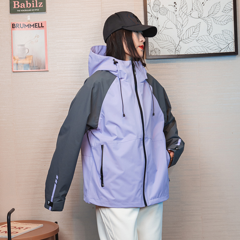 秋装潮牌小山峰字母冲锋式男女户外宽松大码连帽外套情侣登山夹克