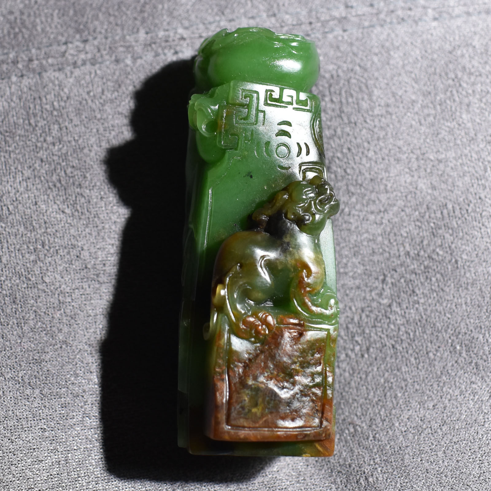 震惊了方言和田玉新疆果绿红沁皮碧玉生意兴隆印章手把件小摆件R1