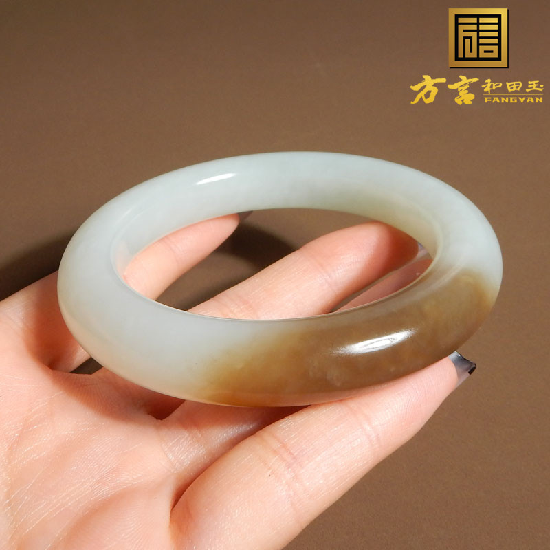 方言俄罗斯料糖白玉卡57.5mm手镯