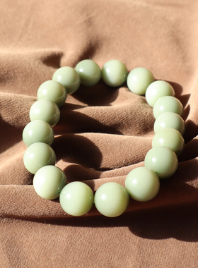 震惊方言和田玉精品佩戴俄罗斯老坑料细润粉青碧玉圆珠手串手链A2