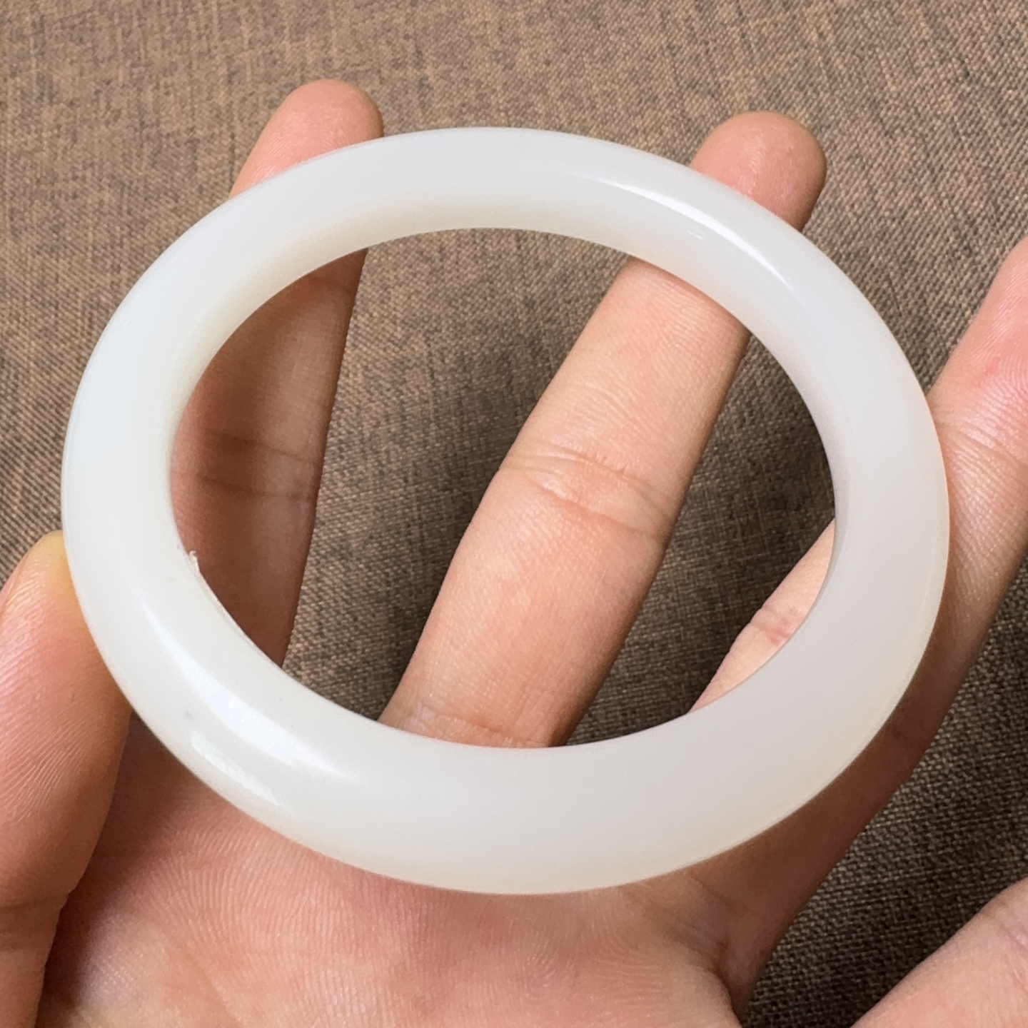 美美哒方言和田玉佩戴级新疆细腻油润且末料羊脂白玉卡57mm手镯X5