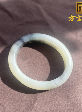 新疆且末黄口带青花55mm贵妃手镯