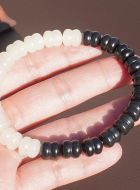 和田玉聚墨青花籽白玉半山水手串