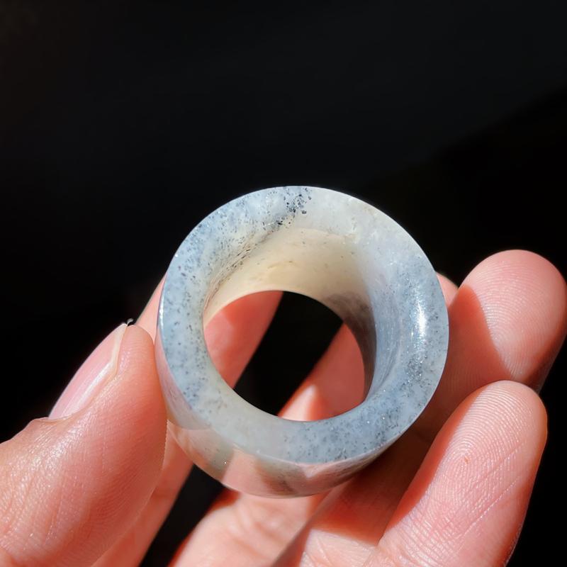 嗨翻天方言和田玉精品级细腻油润新疆青花籽料内径18mm扳指戒指w