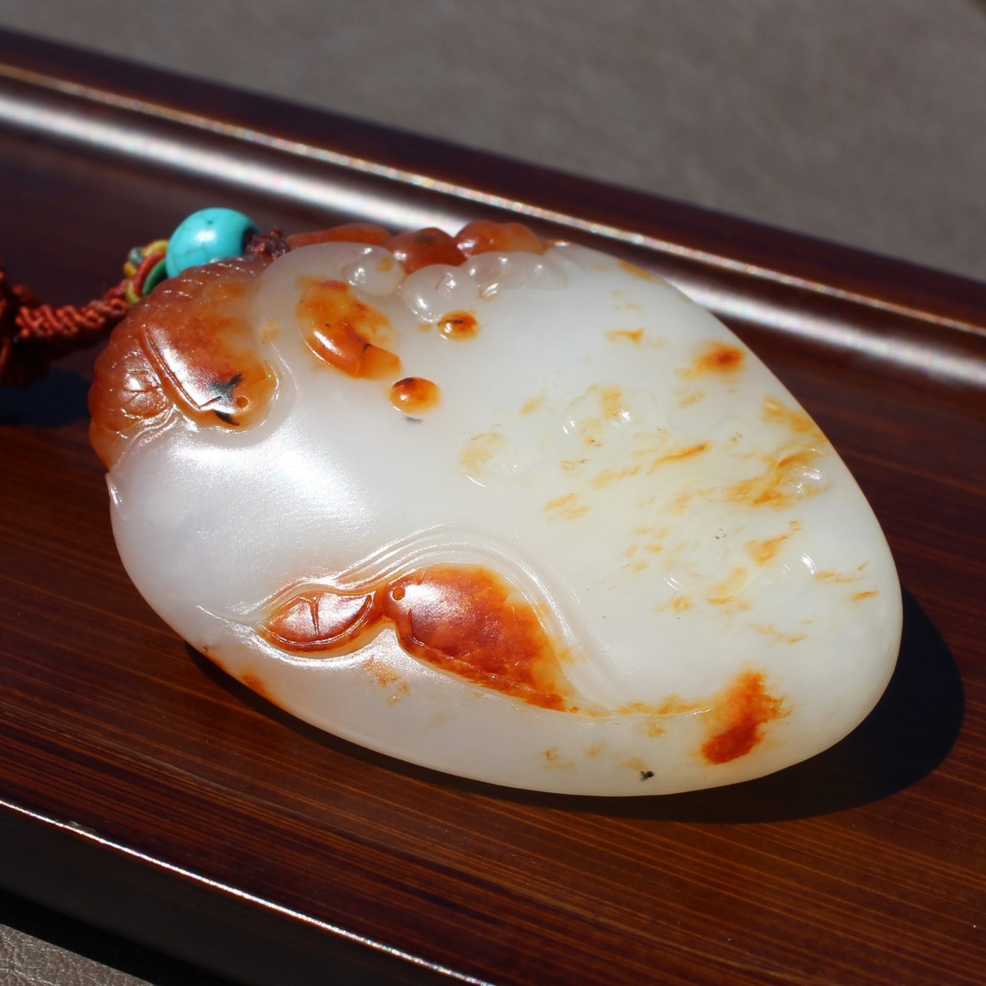 羊脂白玉龙行天下吊坠挂