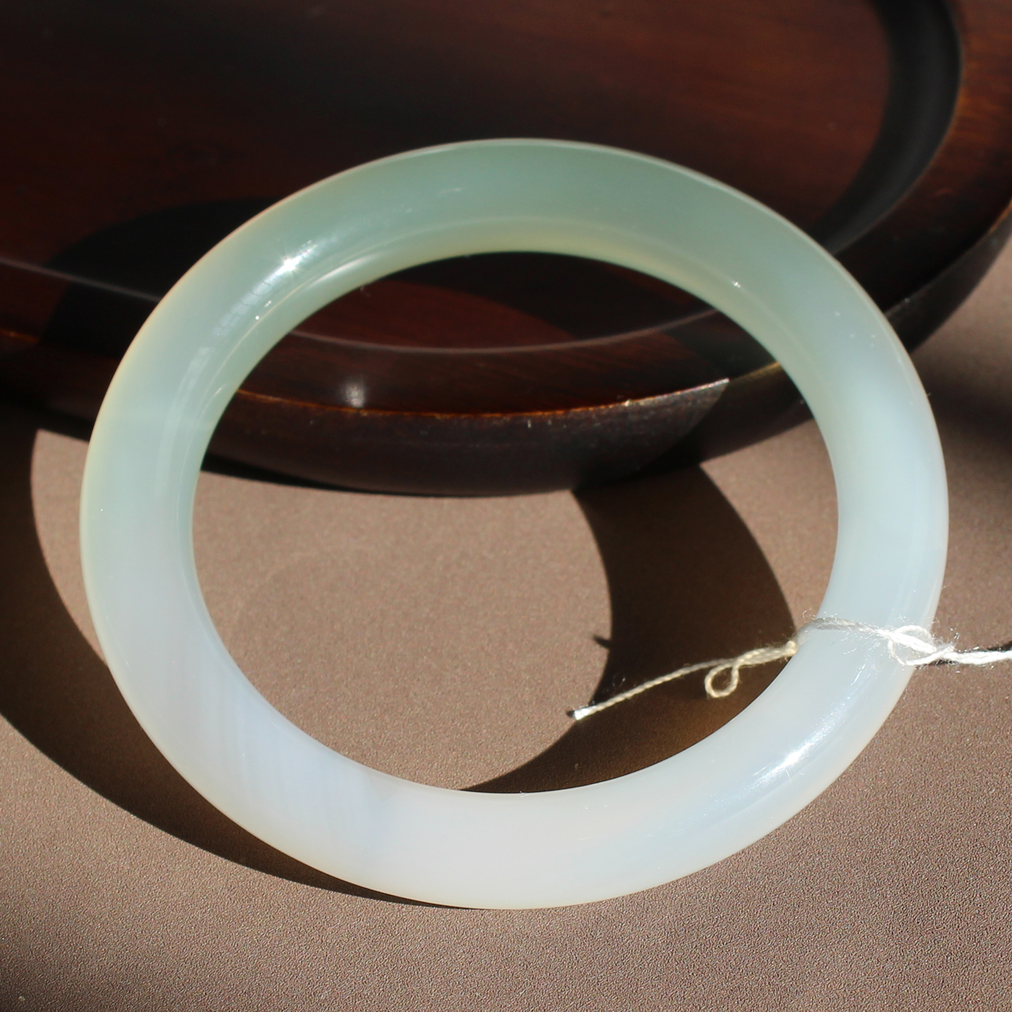 翠青半山半水渐变色53mm玉髓手镯