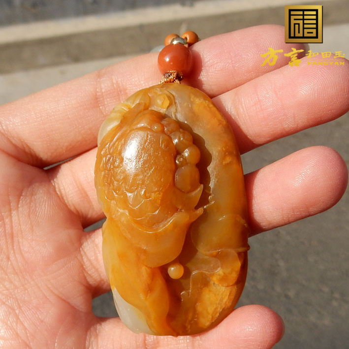 年年有余项链吊坠白玉籽料