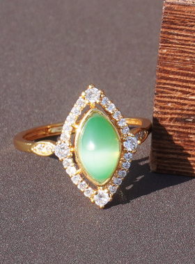 方言俄料猫眼碧玉粉青银镶玉戒指