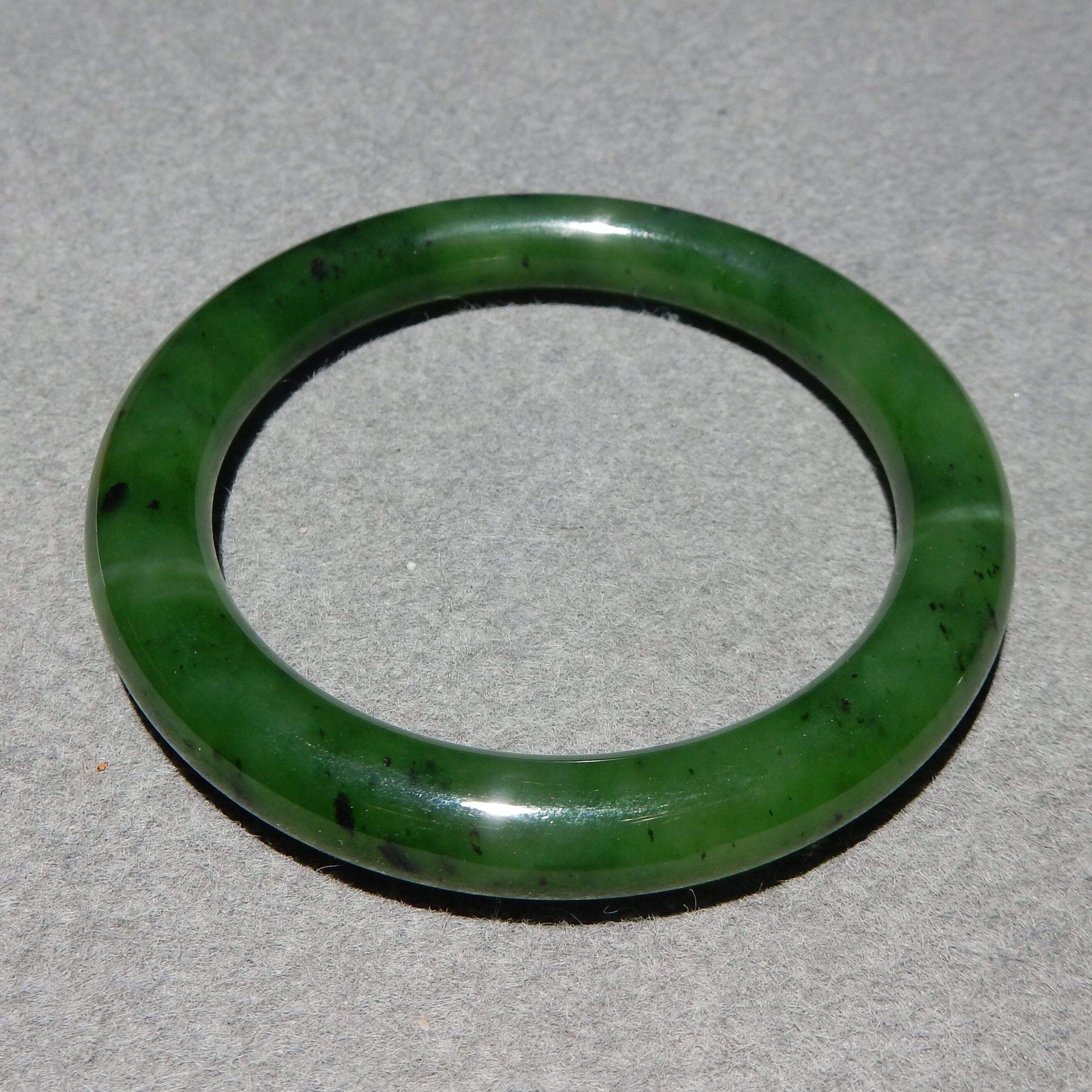 方言和田玉正品俄料老坑碧玉菠菜绿色油润细腻内径58mm手镯子w4