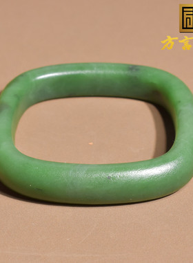 新疆玉料苹果绿碧玉籽料58mm手镯