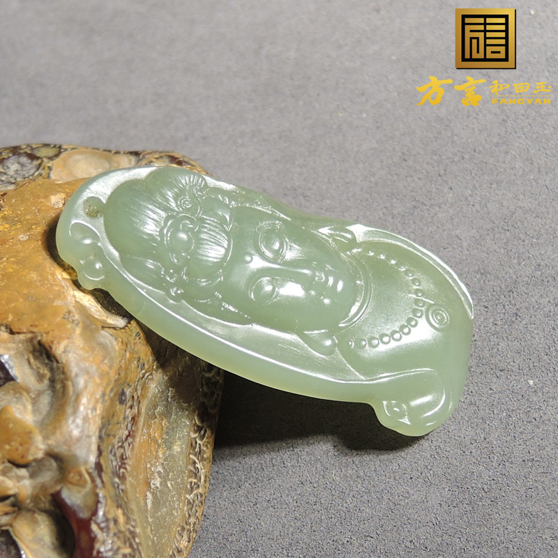 惊呆了方言和田玉新疆且末料油糯细腻冰晴蓝调观音吊坠挂件R5