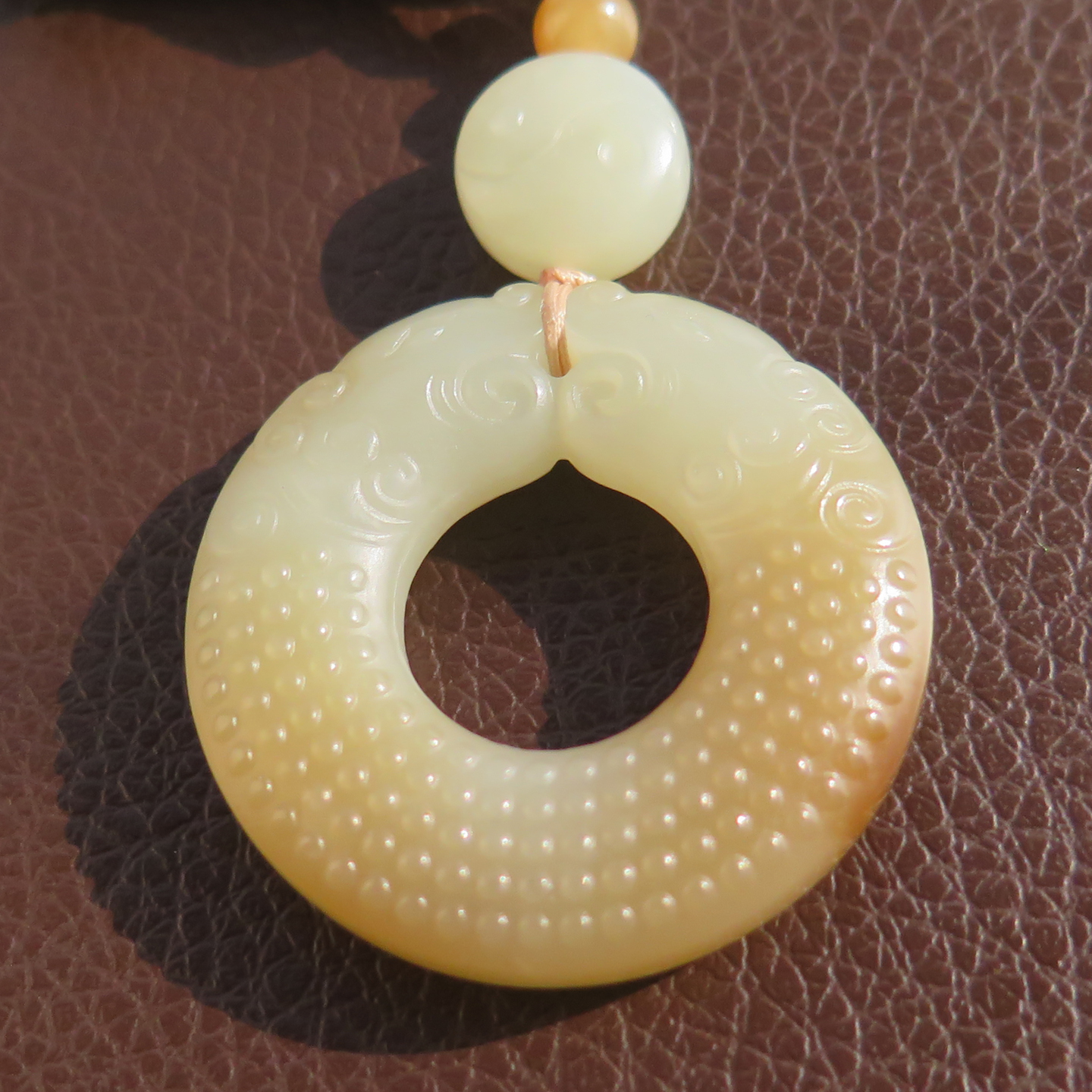 放大漏方言和田玉佩戴级新疆细腻油润且末糖白玉平安扣吊坠挂件X5