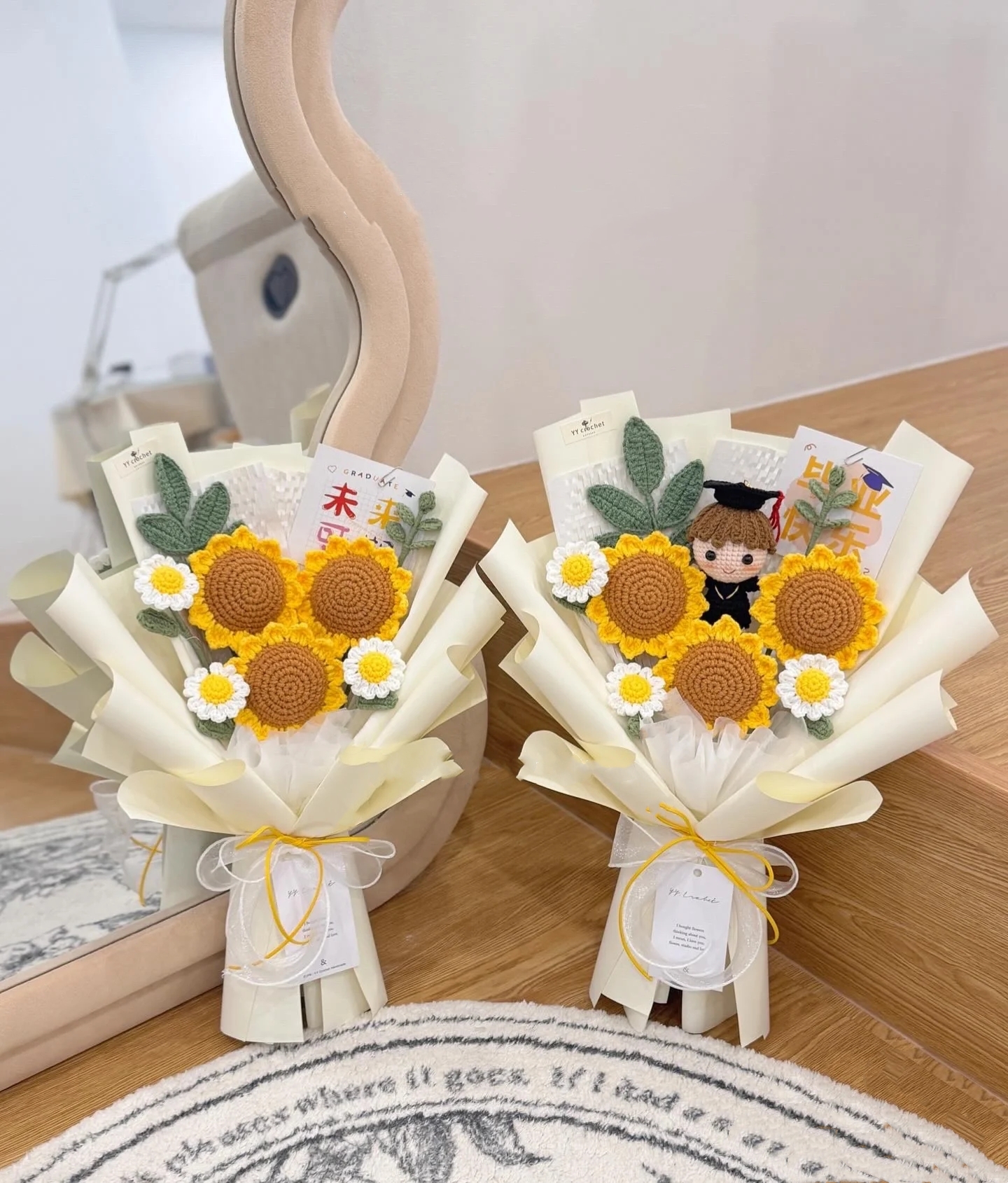 成品针织博士公仔向日葵花束中高考毕业送老师朋友高级感生日礼物