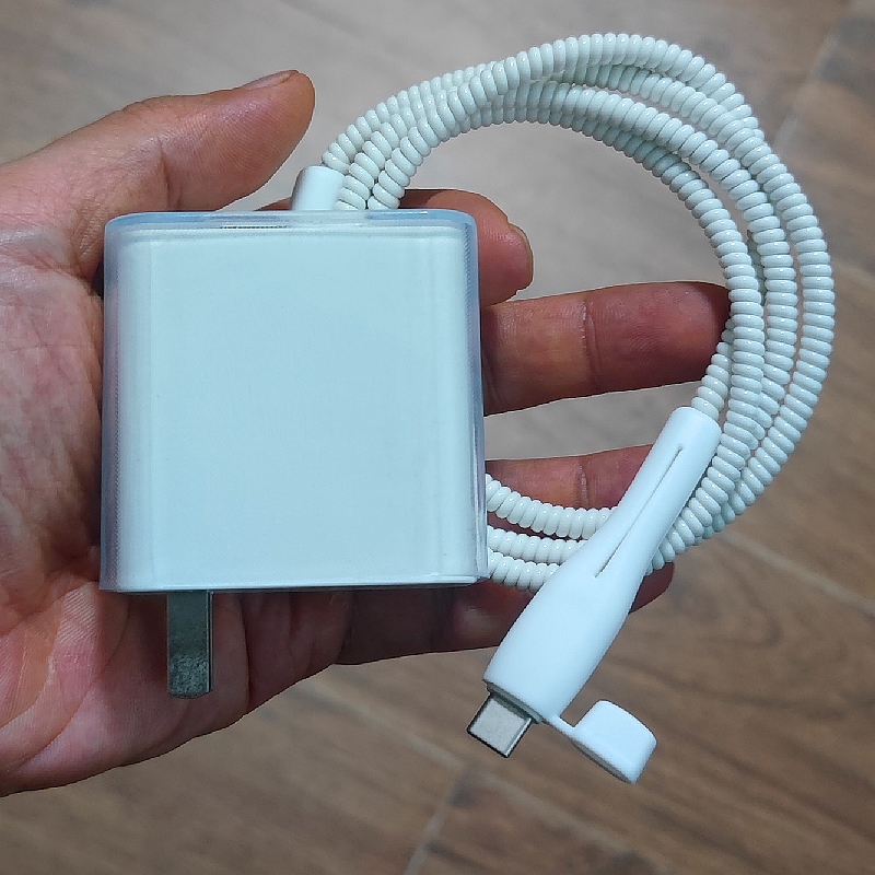 适用三星S23 S24 ultra + ZFlip5 Fold6数据线保护套45w充电器25W