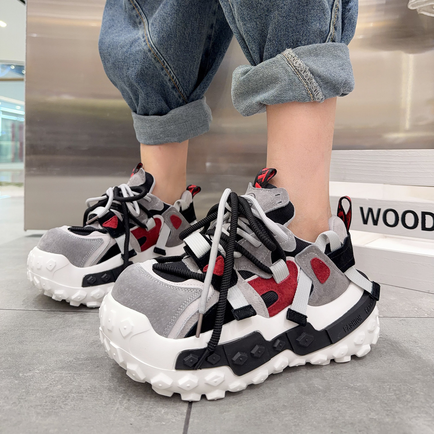 熊猫色25年冬季系带真皮老爹鞋子