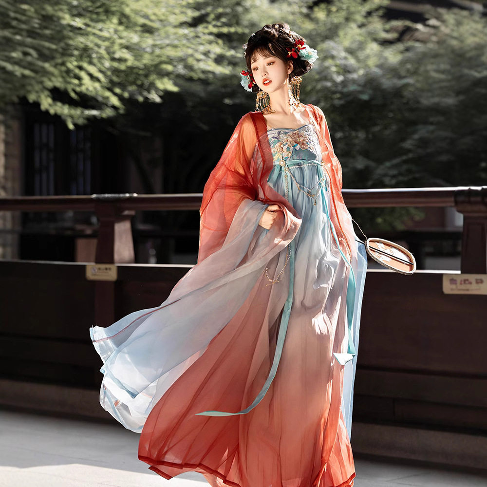 2026【花团簇】诃子裙女原创夏季中国风改良超仙气唐制襦裙汉服,运动服/休闲服装,运动套装,淘宝优惠券,粉丝福利购,淘宝优惠卷