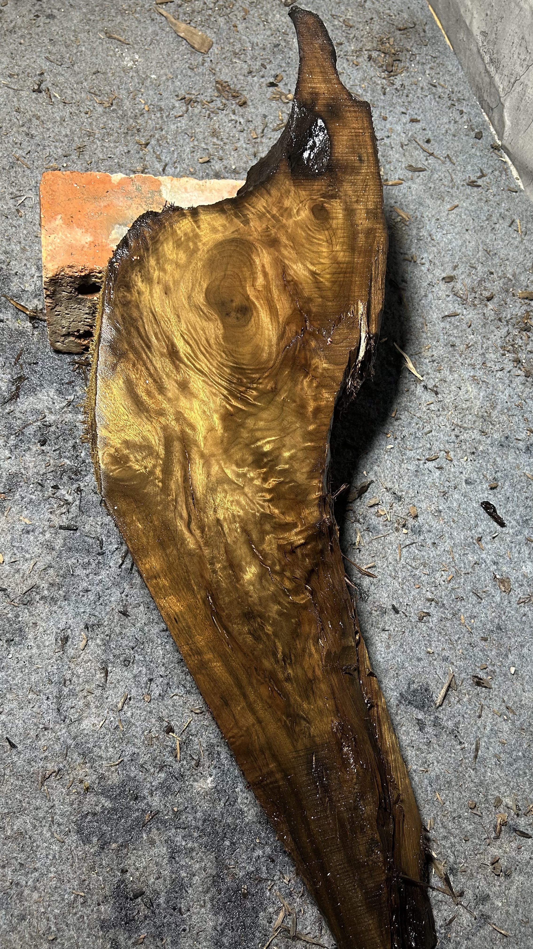 阴沉金丝楠木料水波云彩闪电纹干泡壁挂工艺料 尺寸 68/22/3.5