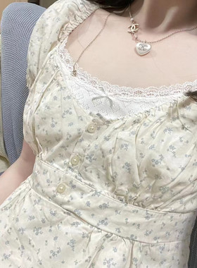 Brandy Baby纯欲风泡泡袖三粒扣收腰碎花裙子bm绑带显瘦连衣裙女