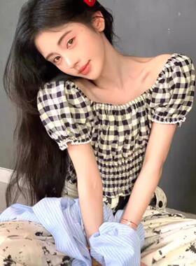 Brandy  baby新款圆领小格子套头短袖衬衫女收腰显瘦百搭短款上衣
