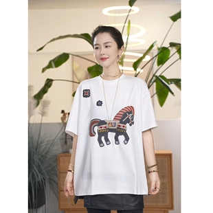 Y【叭哒不惑】天马行空 重工刺绣短袖圆领宽松舒适T恤上衣小马