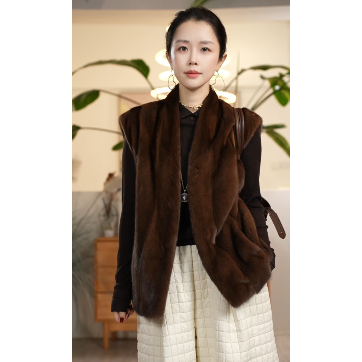 ɫ M90-105 Yղ¹˹ ˮëʱбů׼Լɫ 6994Ԫ