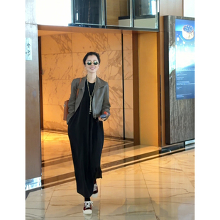 Y【叭哒不惑】黑糖玛奇朵 桑蚕丝简约高级圆领无袖显瘦连衣裙女