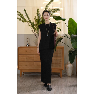 X【叭哒不惑】时尚肌理感马甲高腰显瘦百搭A字半身裙女休闲套装