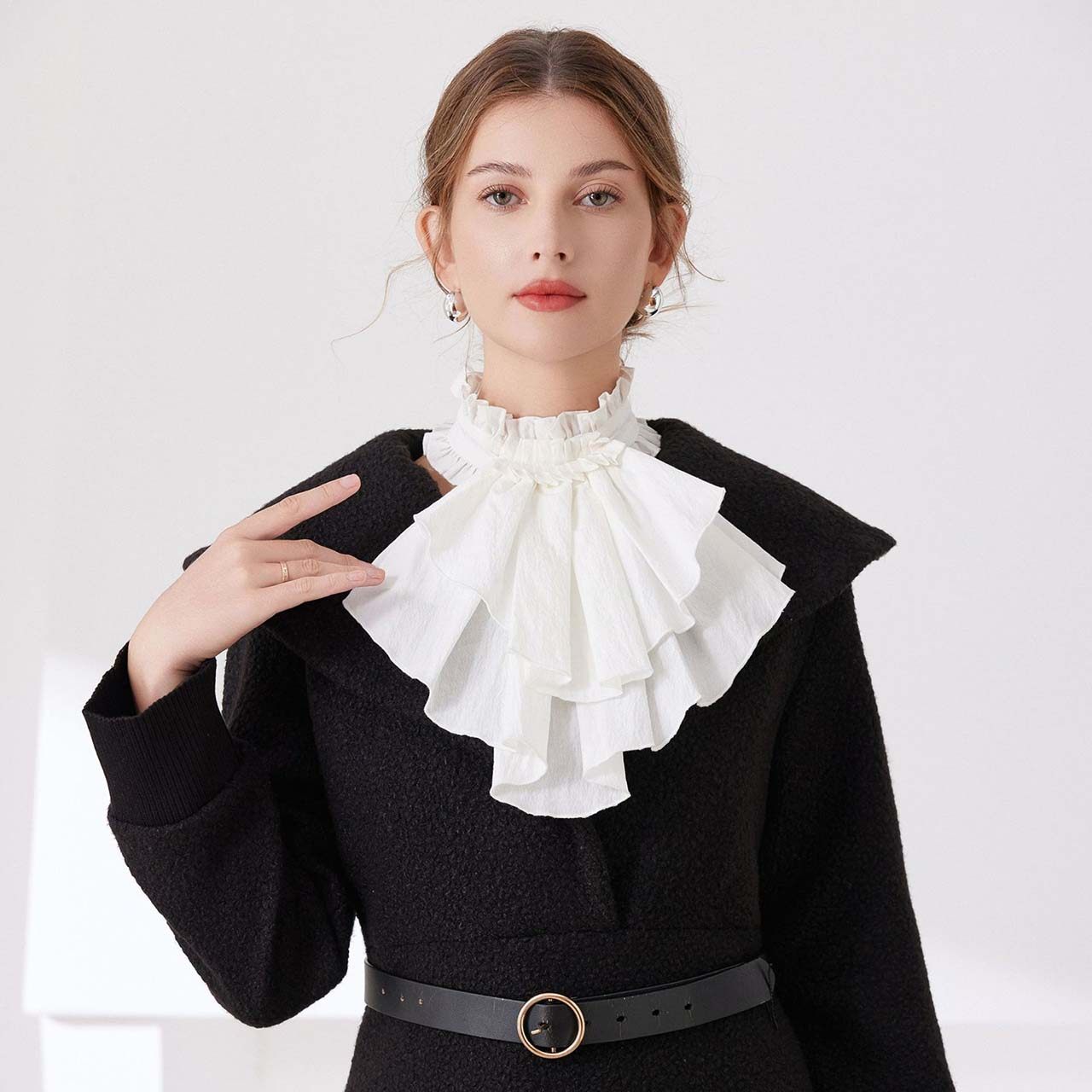 宫廷层叠领结百搭女款假领子复古暗黑系外搭系带脖套围脖装扮白色