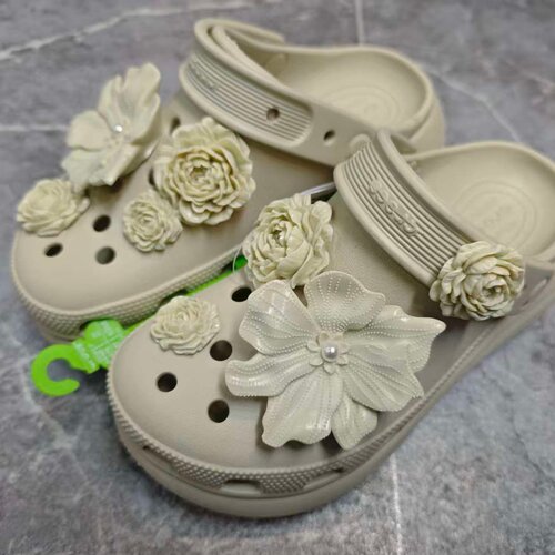 洞洞鞋配饰适配Crocs洞洞鞋鞋花鞋扣智必星质感软胶花朵白鹿同款