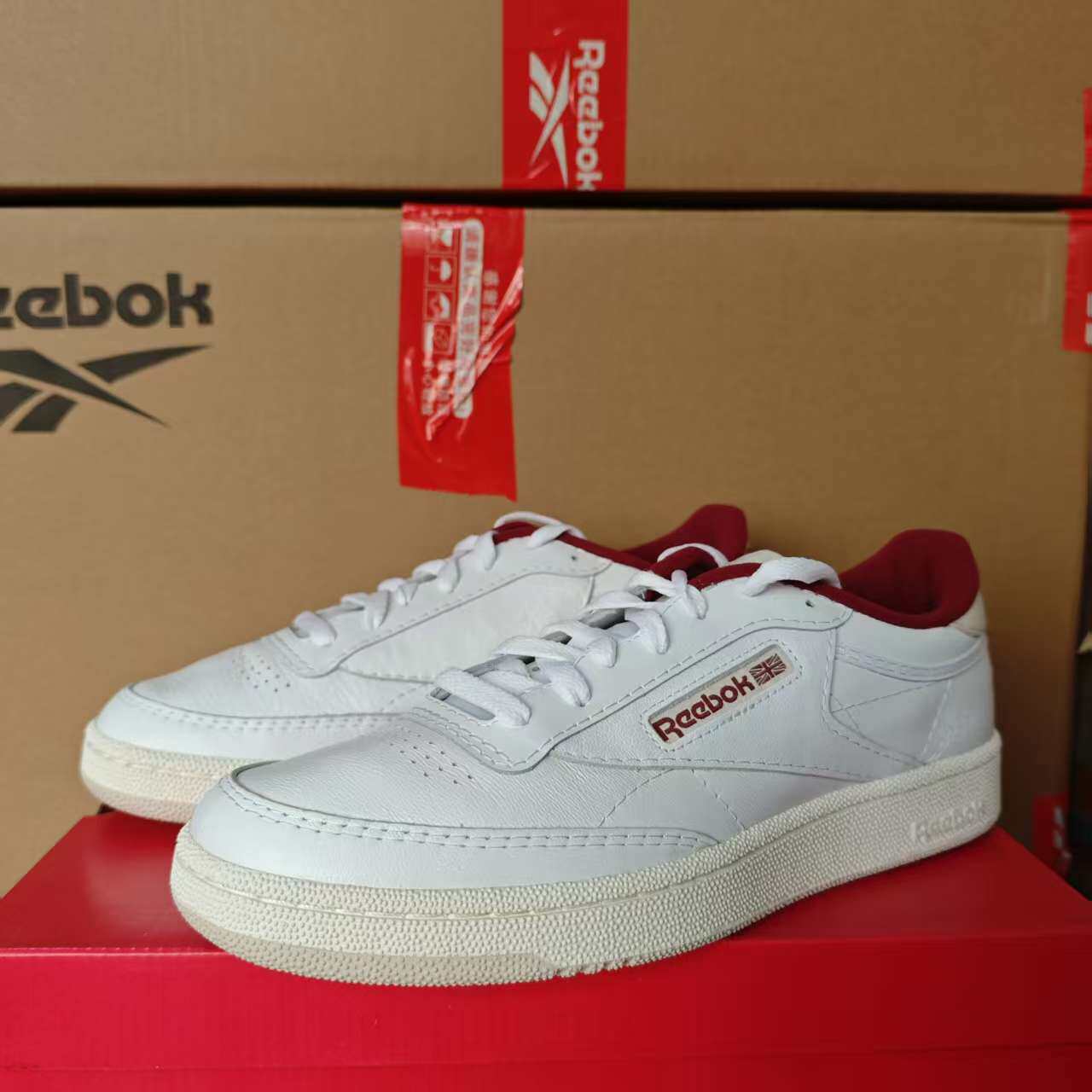 REEBOK锐步男子CLUB C 85二层牛皮经典休闲板鞋 100032972